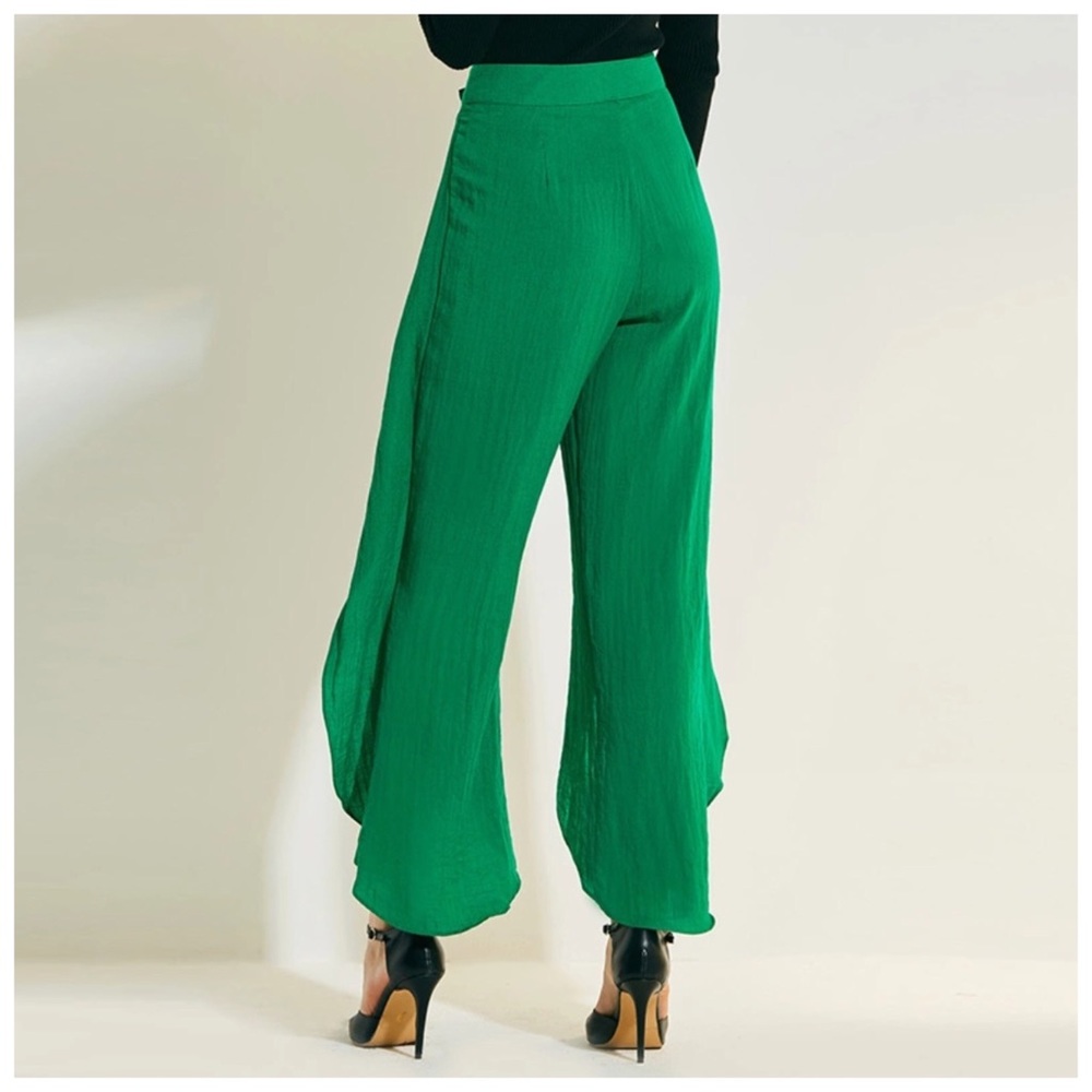 Green Asymmetrical Flare Leg Pants - Picture 4 of 4
